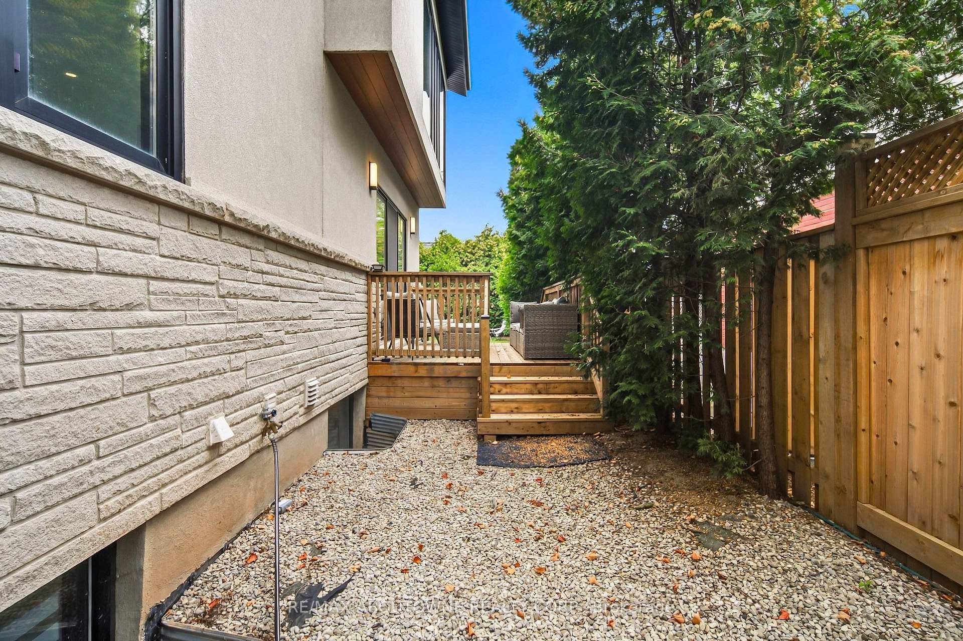 Property photo 43