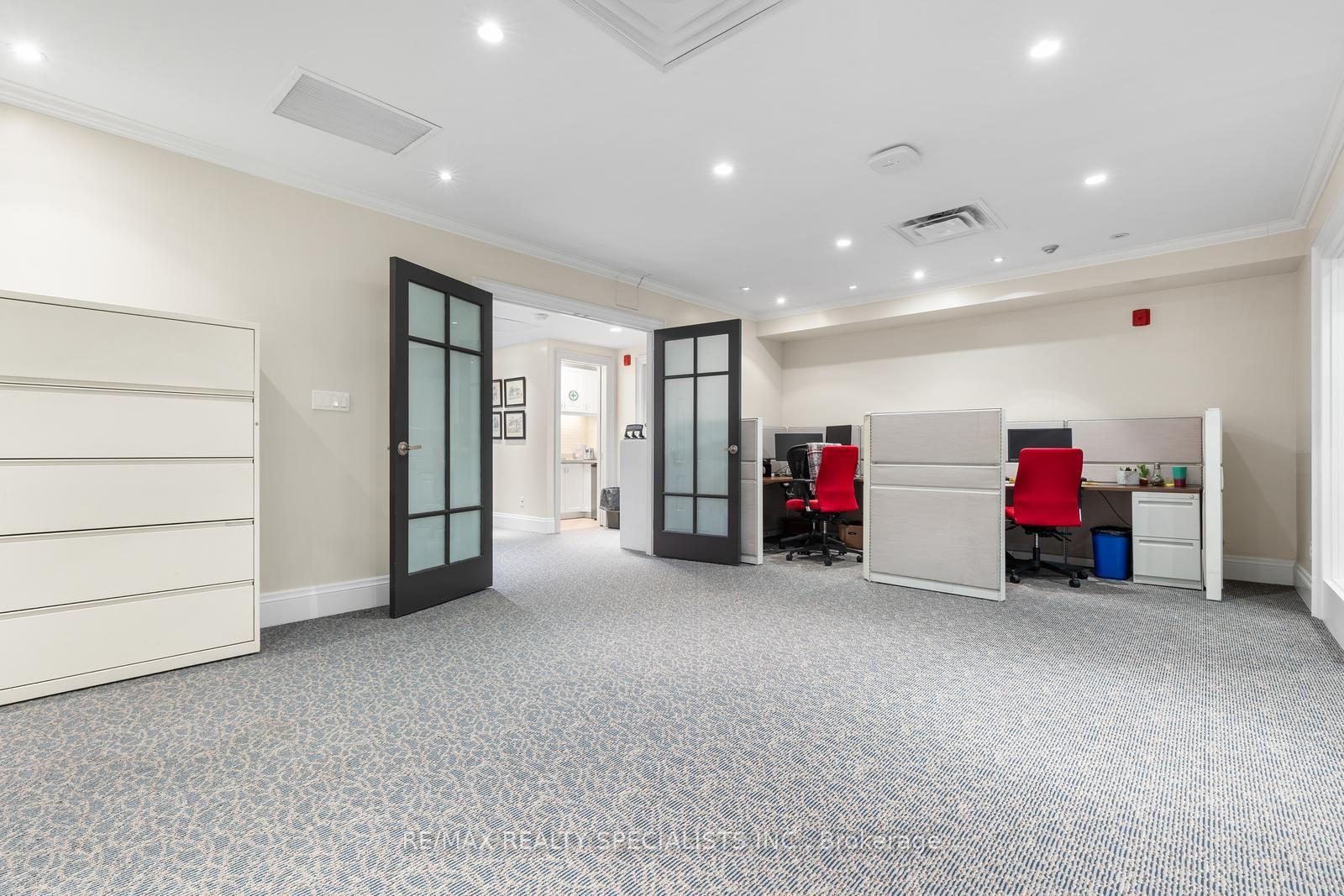Property photo 35