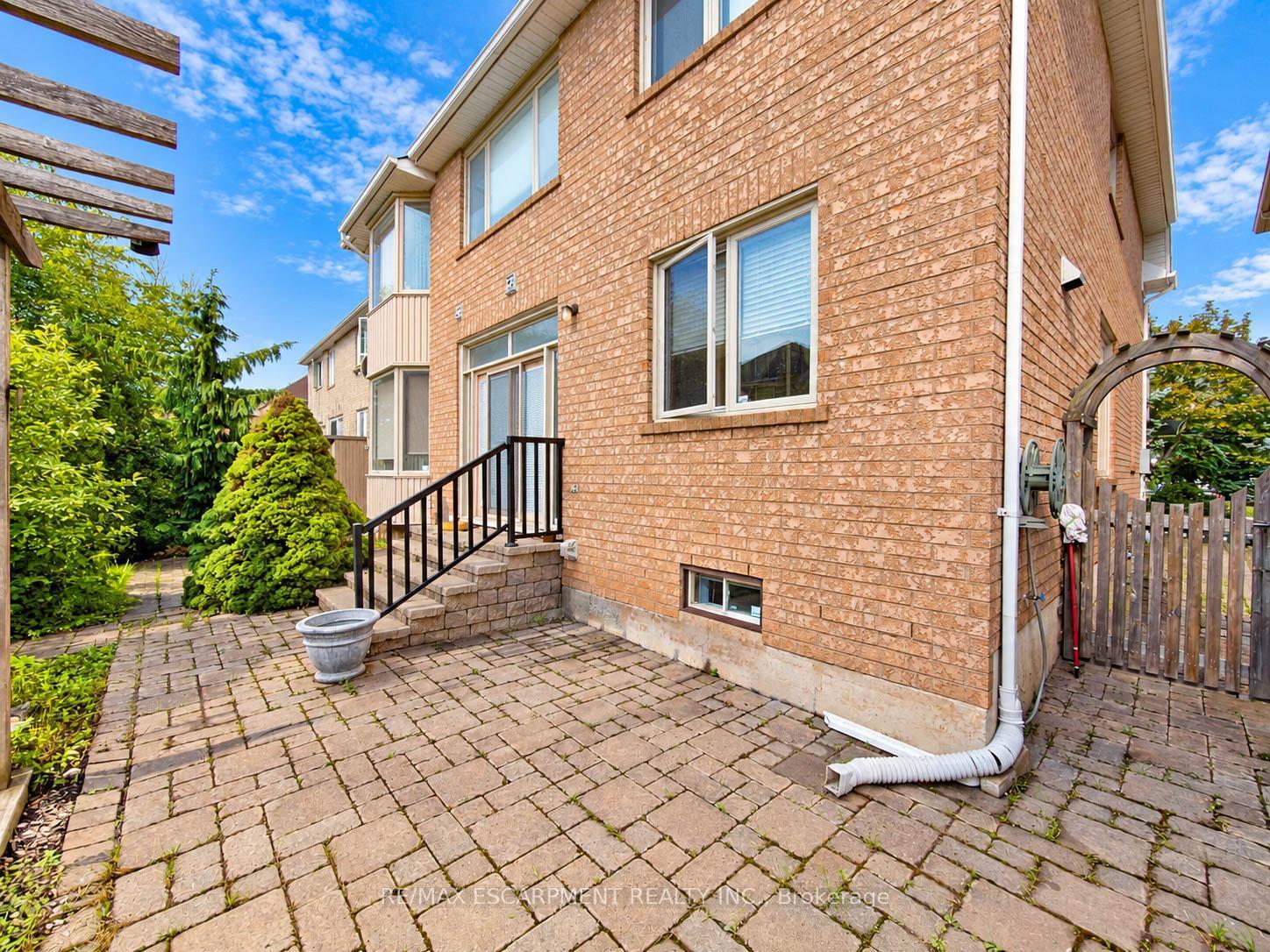 Property photo 44
