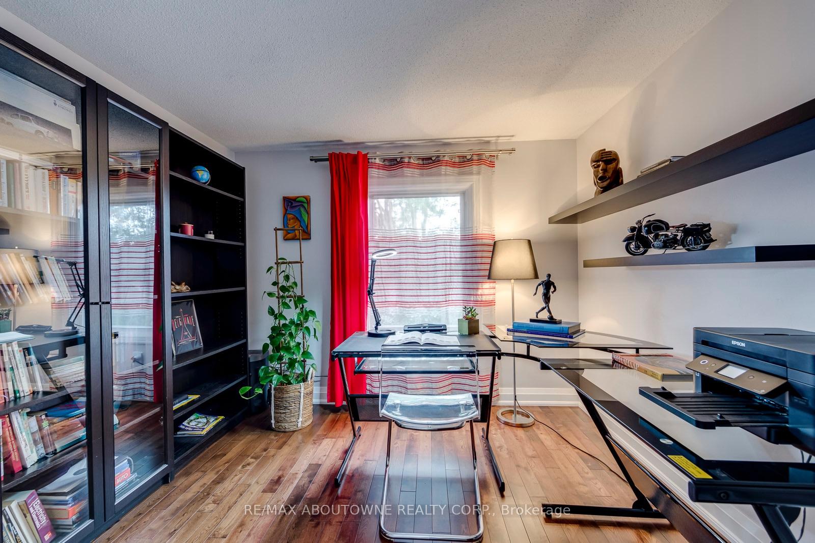 Property photo 32