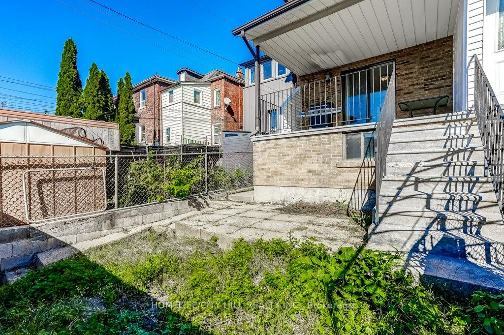Property photo 43