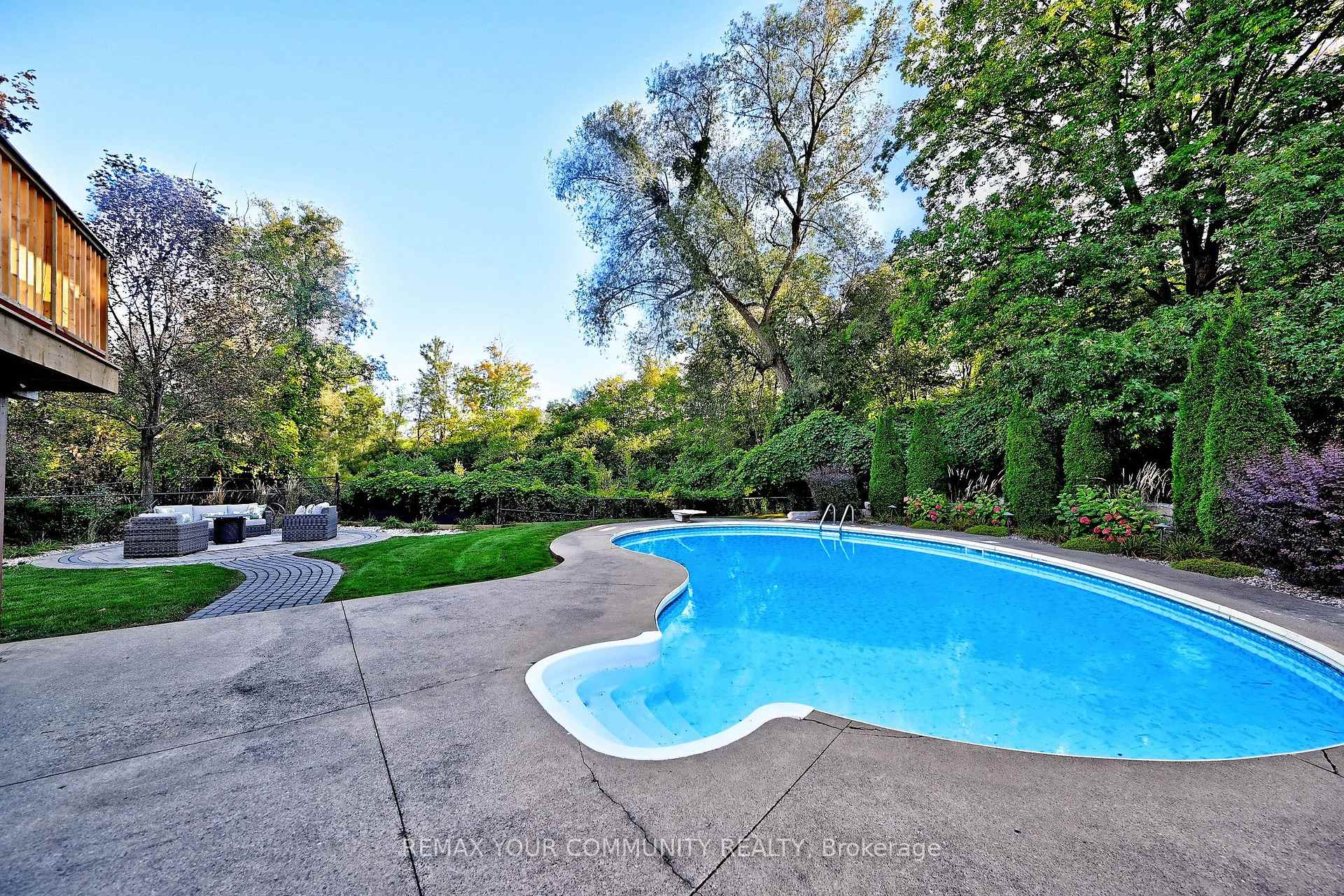 Property photo 38