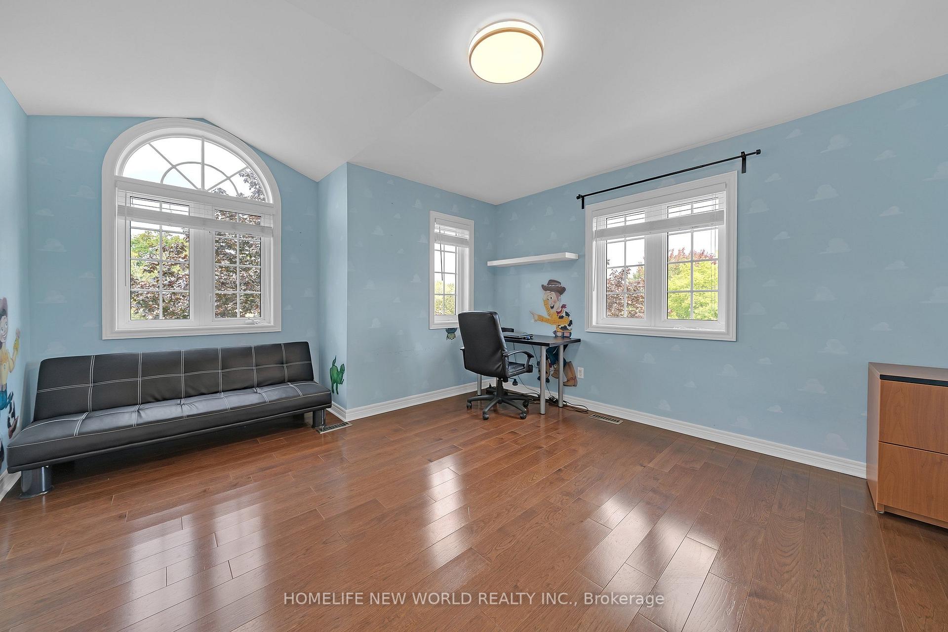Property photo 32