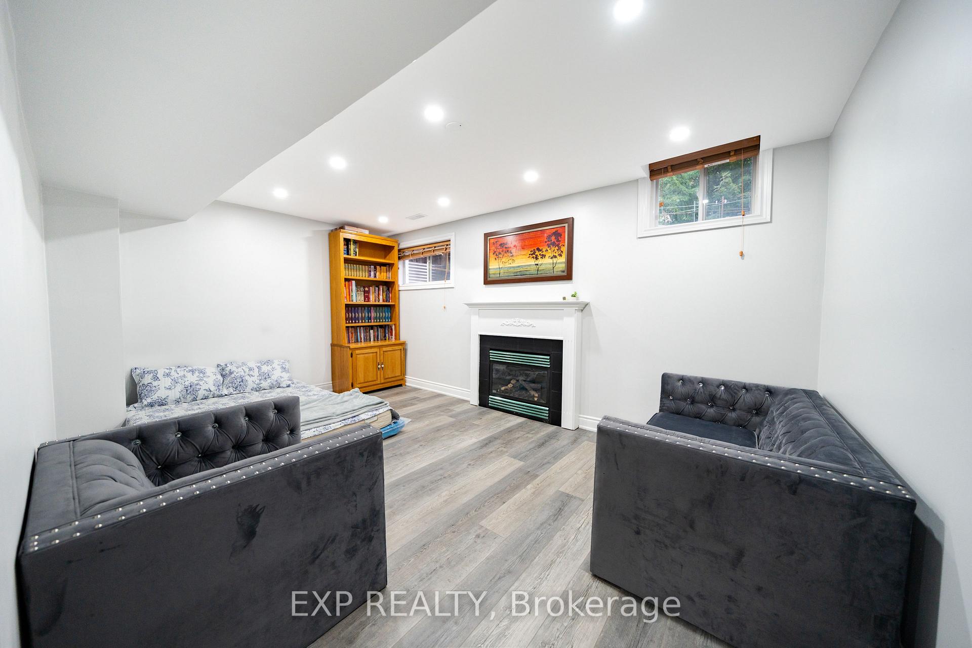 Property photo 44
