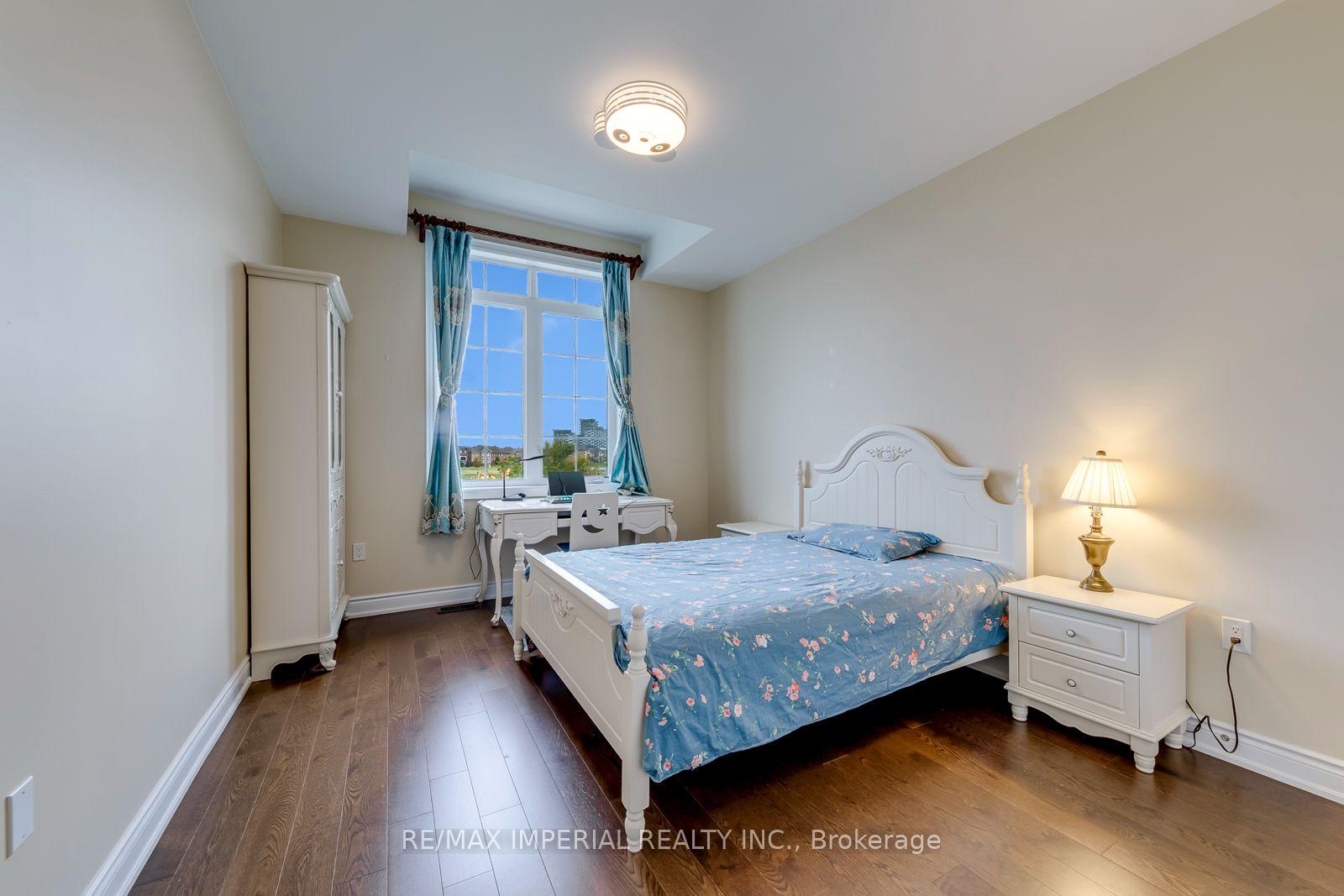 Property photo 28