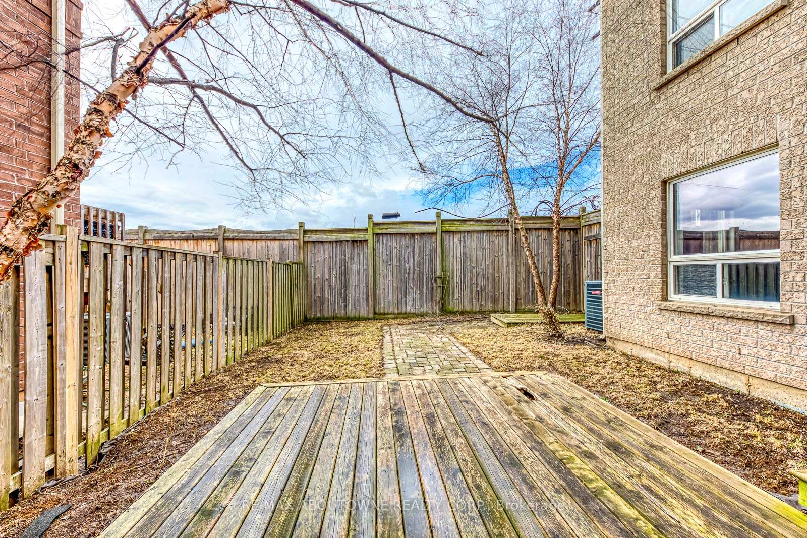 Property photo 44