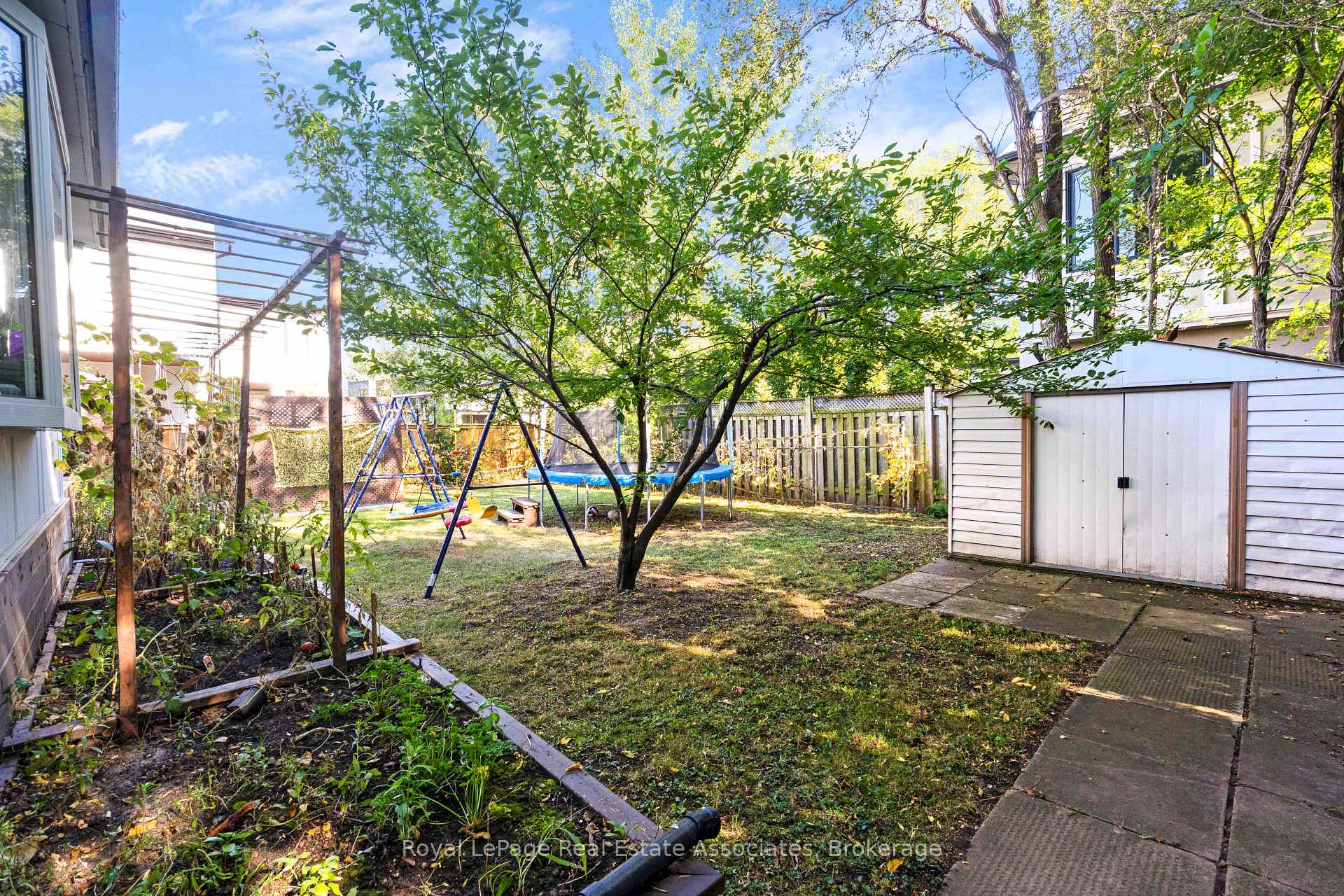 Property photo 34