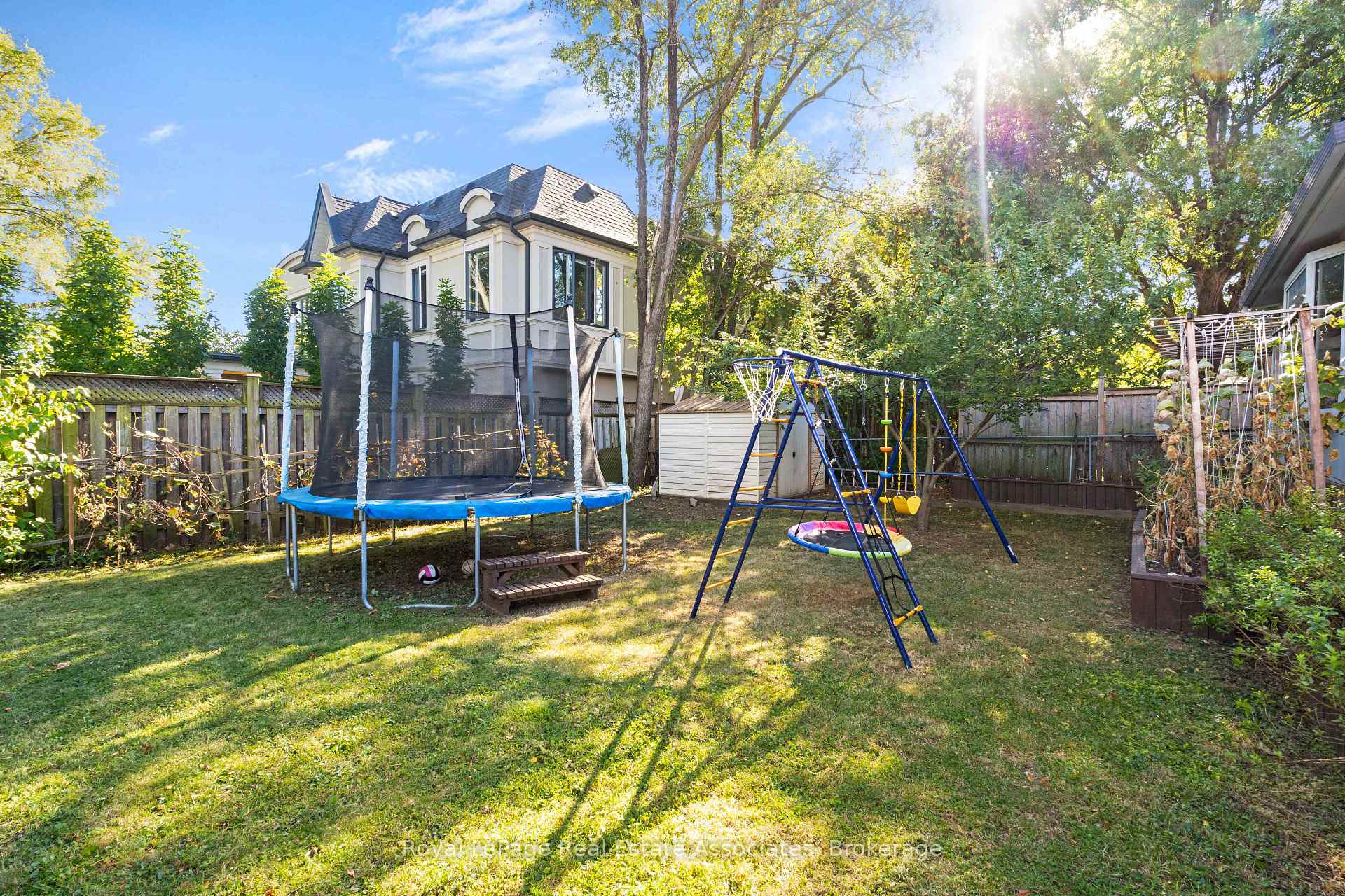 Property photo 37