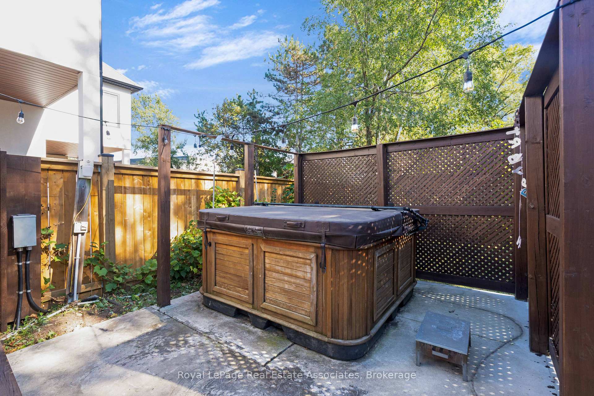 Property photo 38