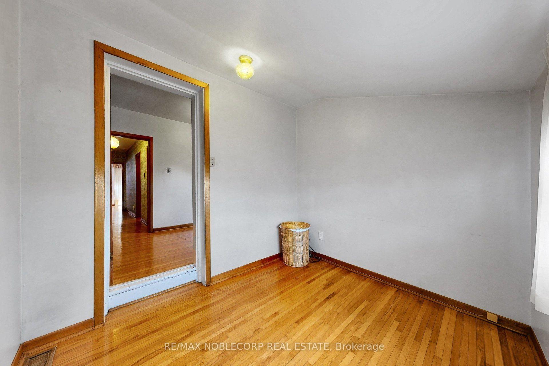Property photo 35