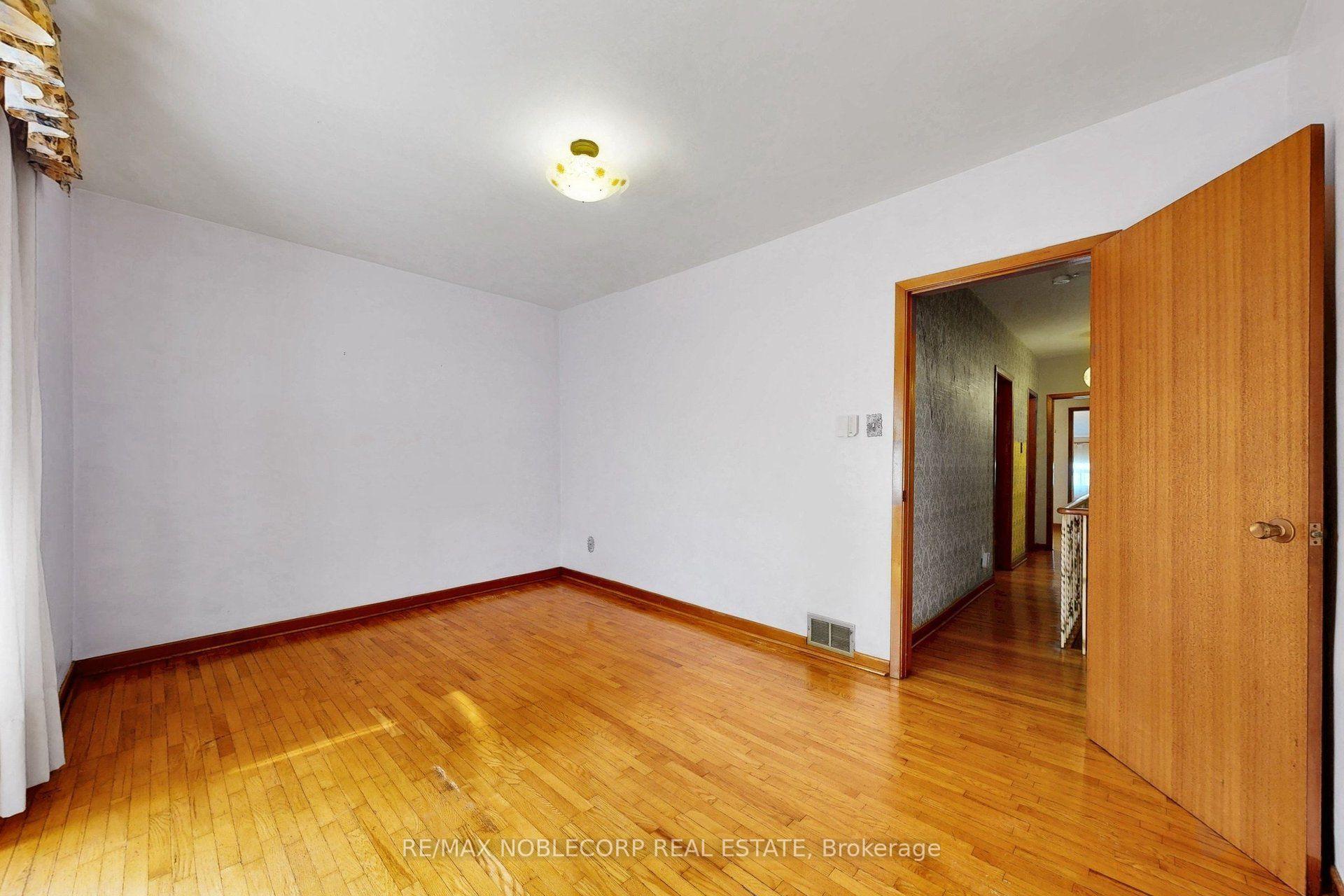 Property photo 37