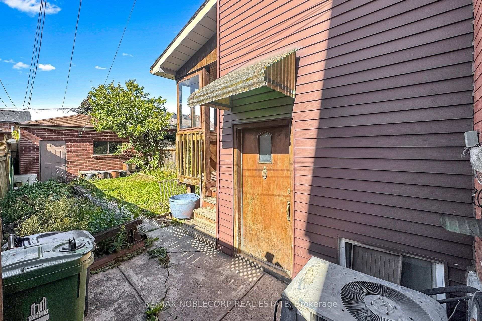Property photo 43