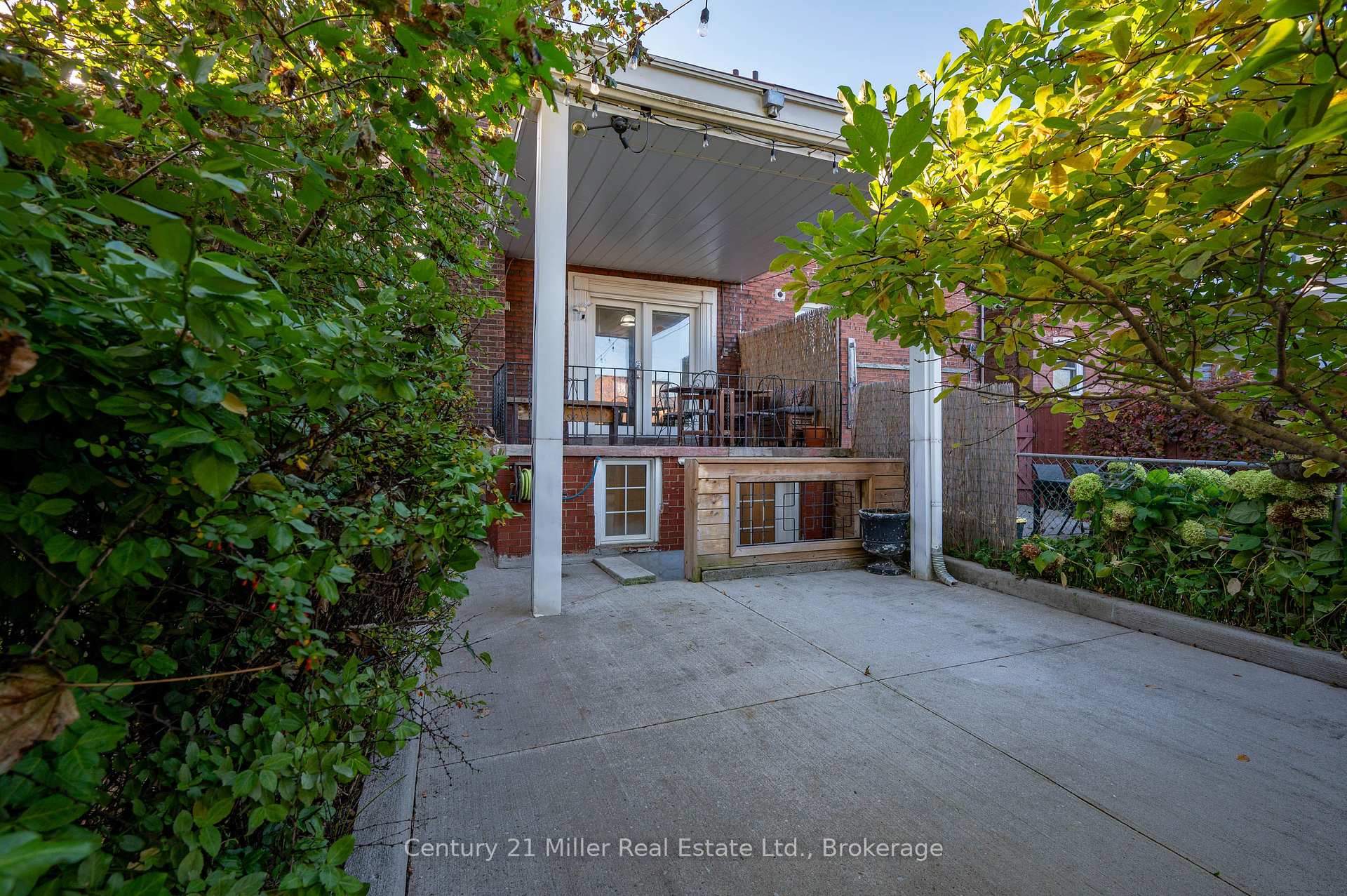 Property photo 37