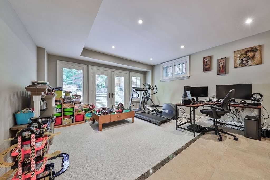 Property photo 31