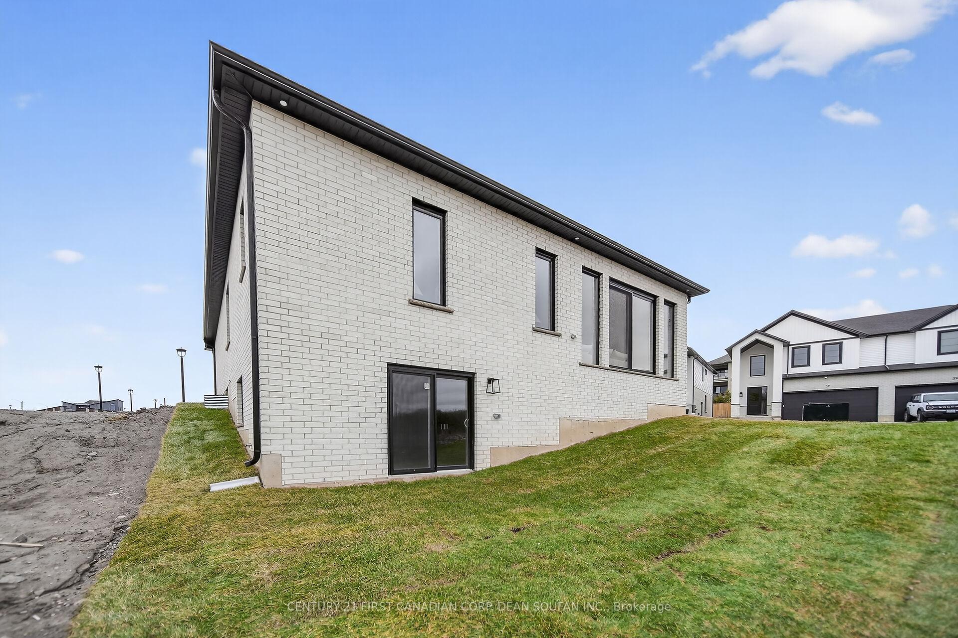 Property photo 33
