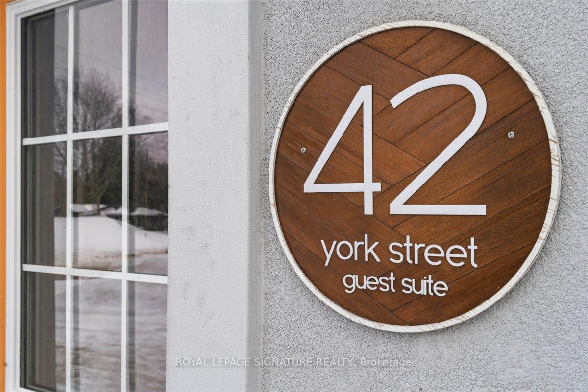 42 York Street