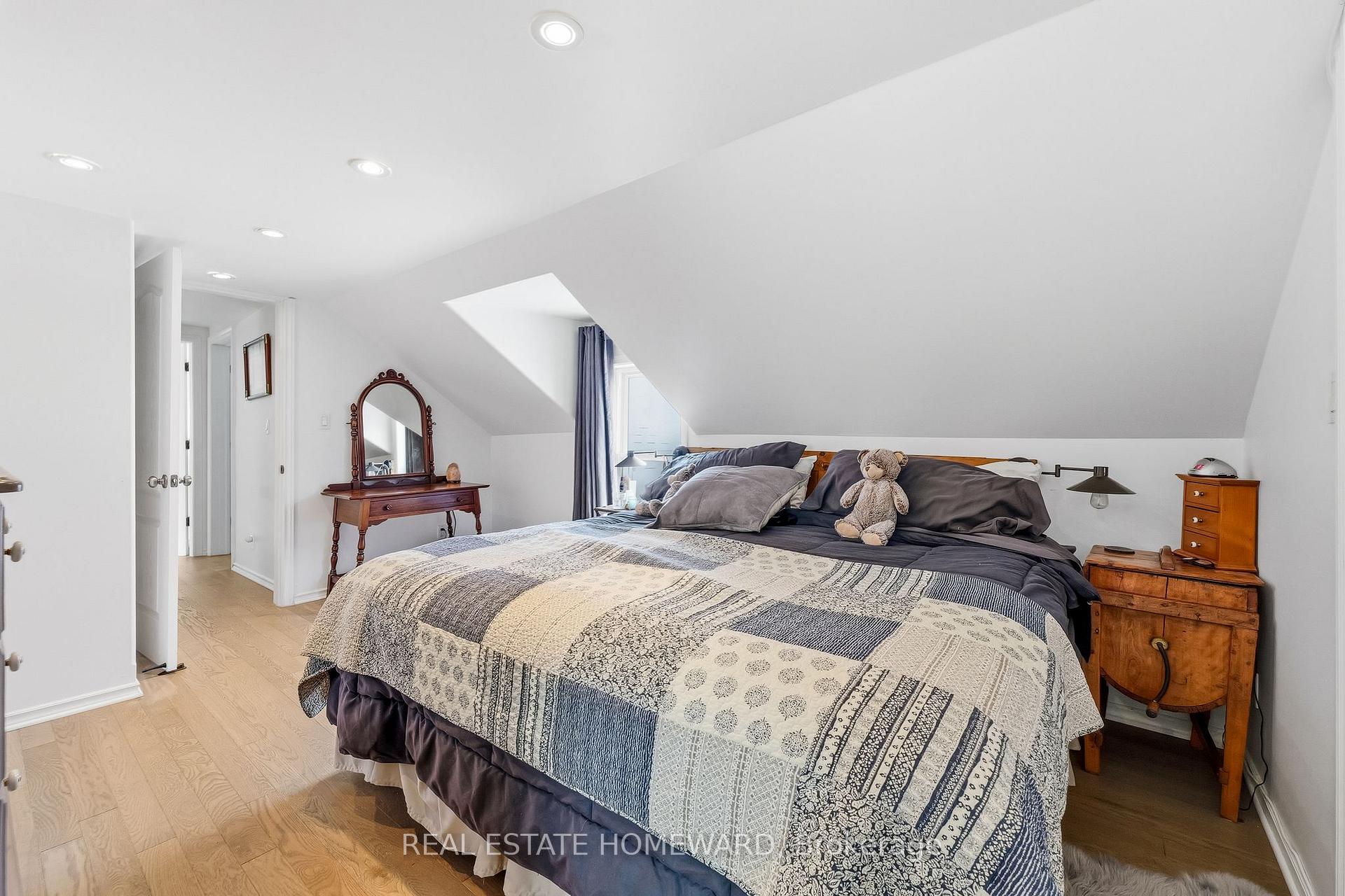 Property photo 24