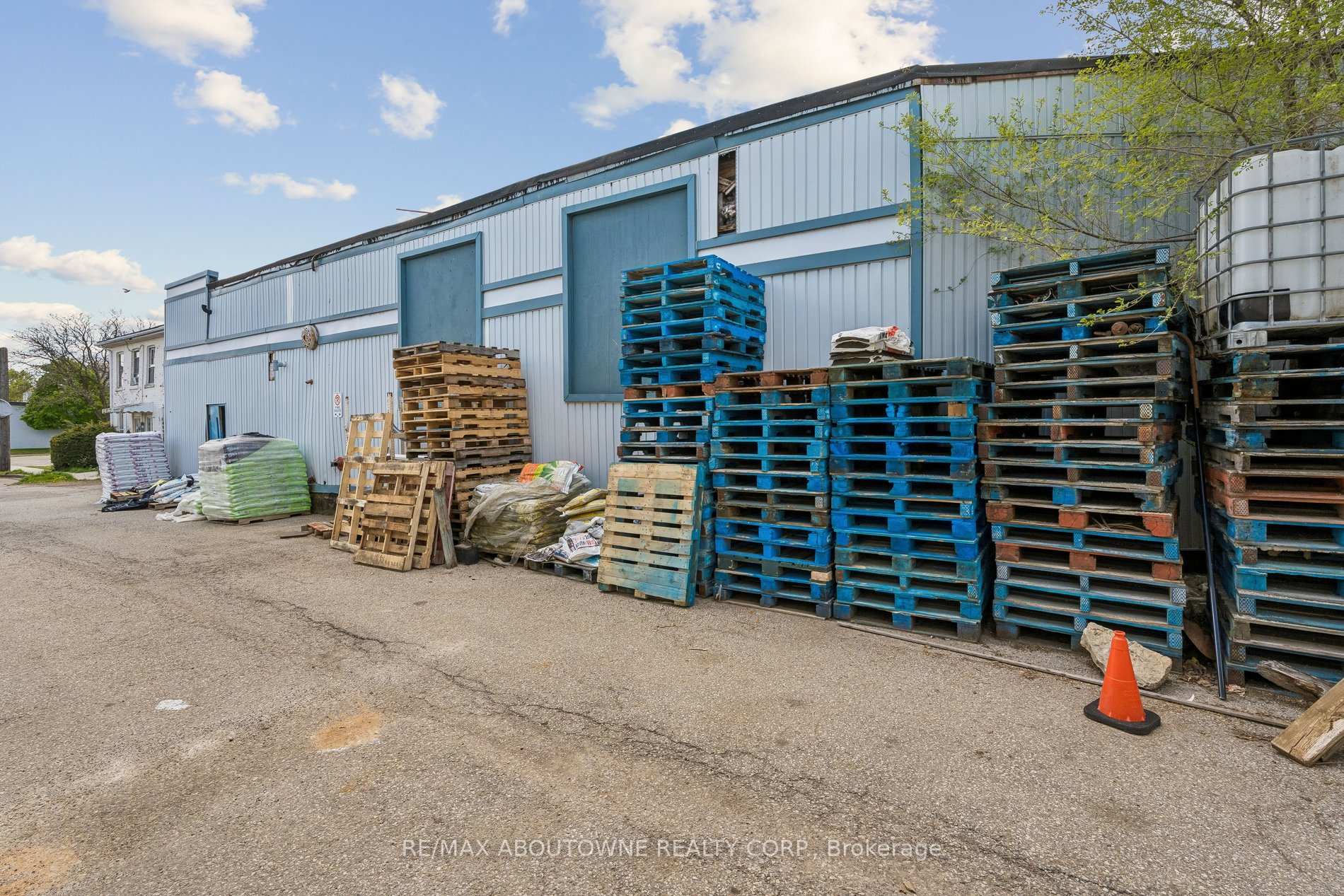 Property photo 23