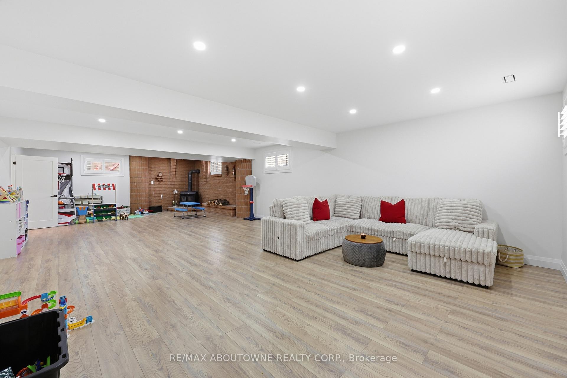 Property photo 28