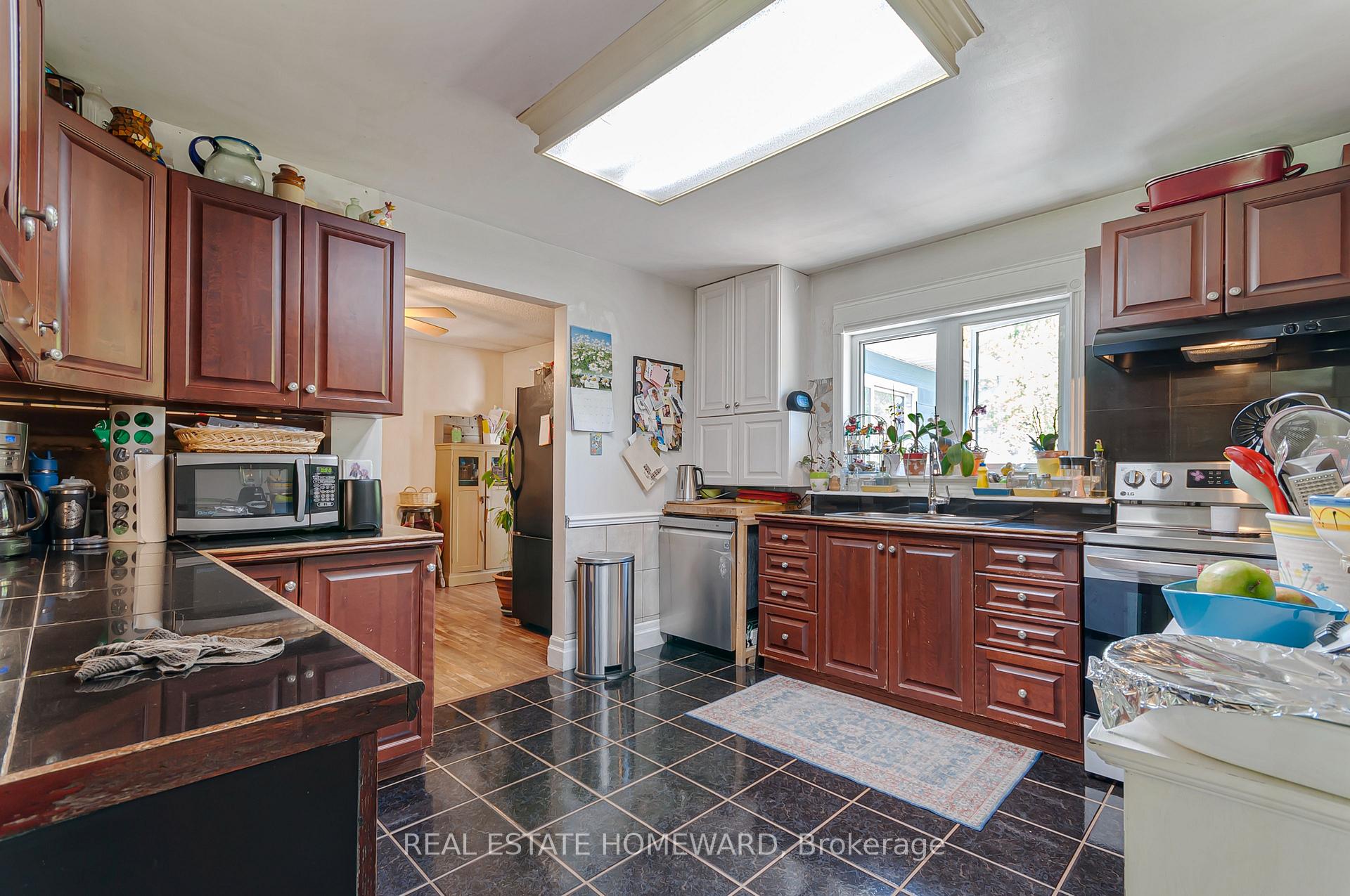 Property photo 34