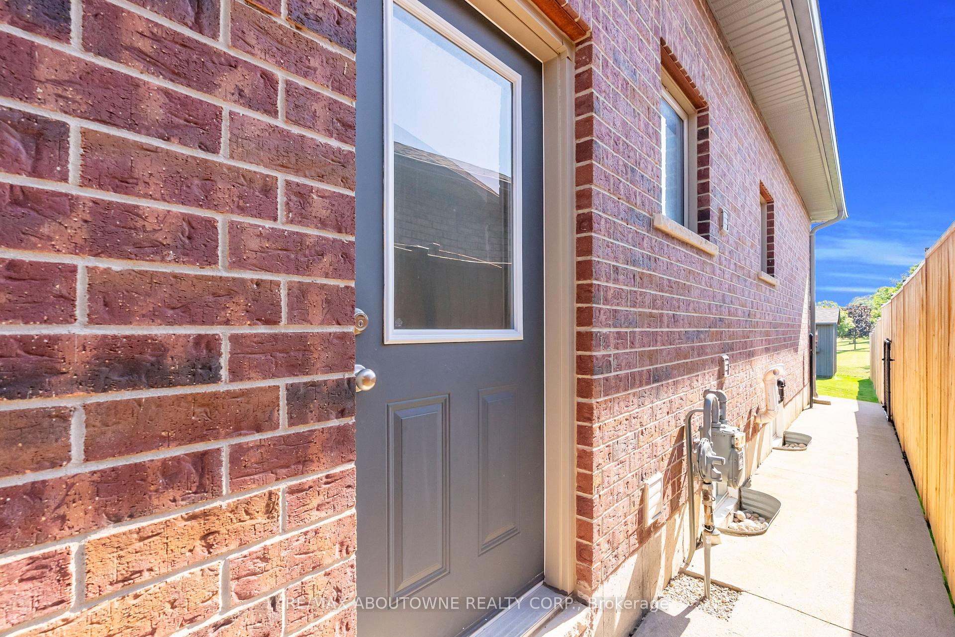 Property photo 35