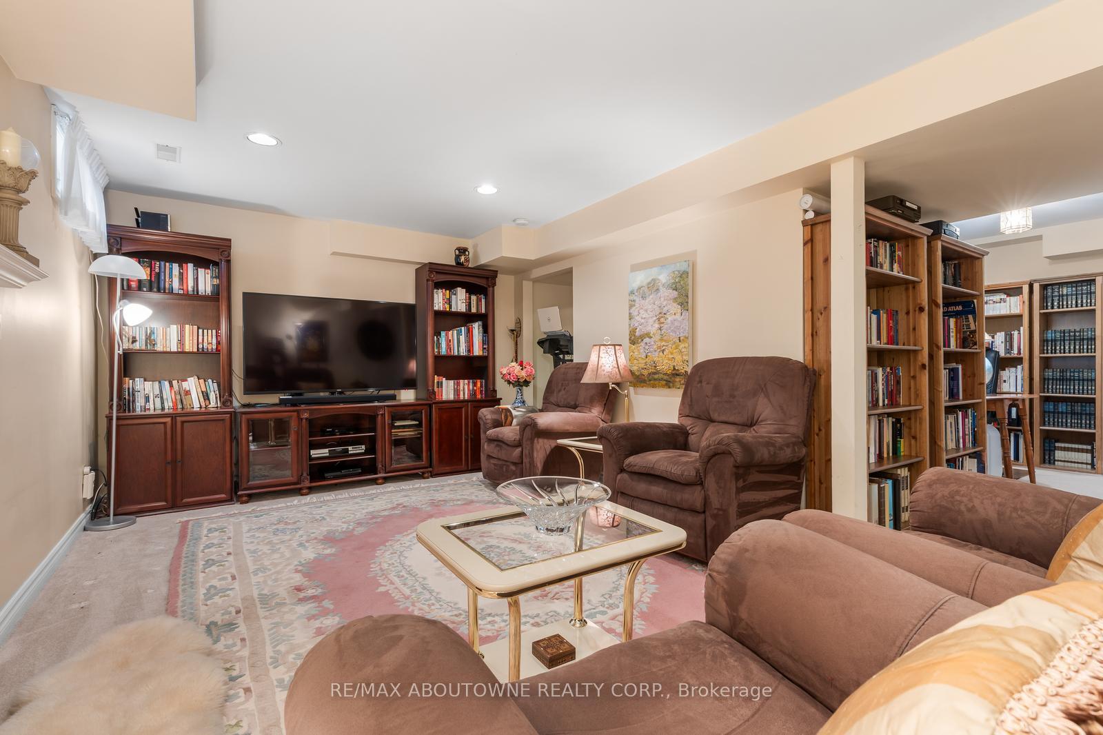 Property photo 28