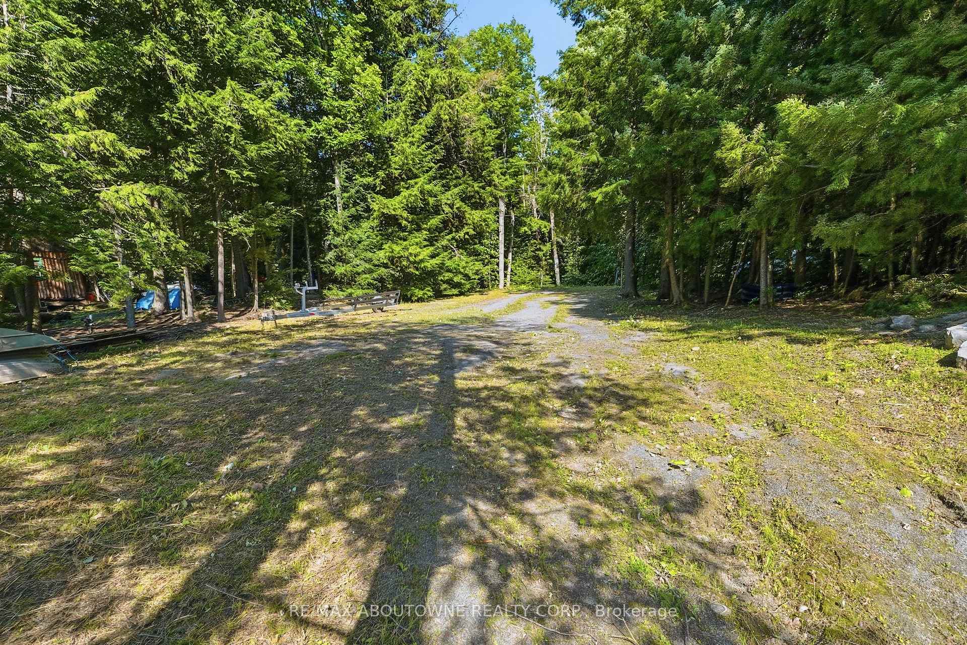 Property photo 37