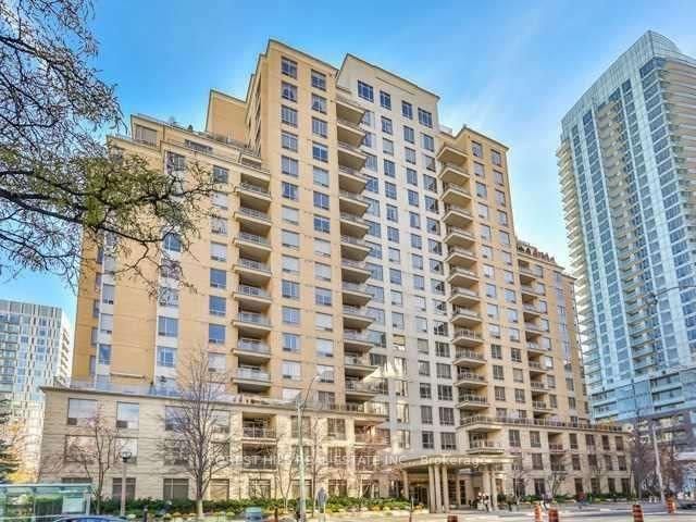 123 Eglinton Avenue E