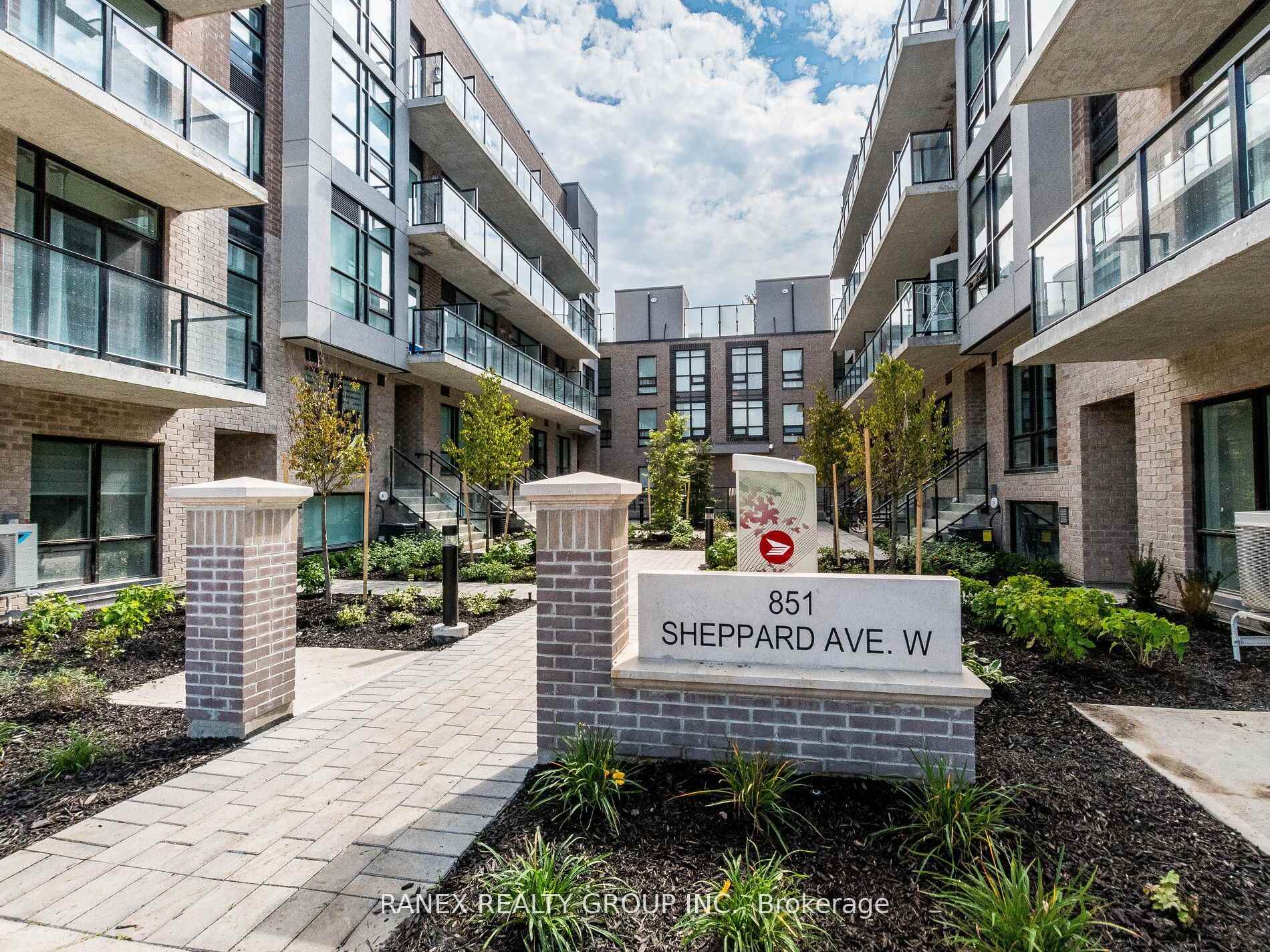 851 Sheppard Avenue W