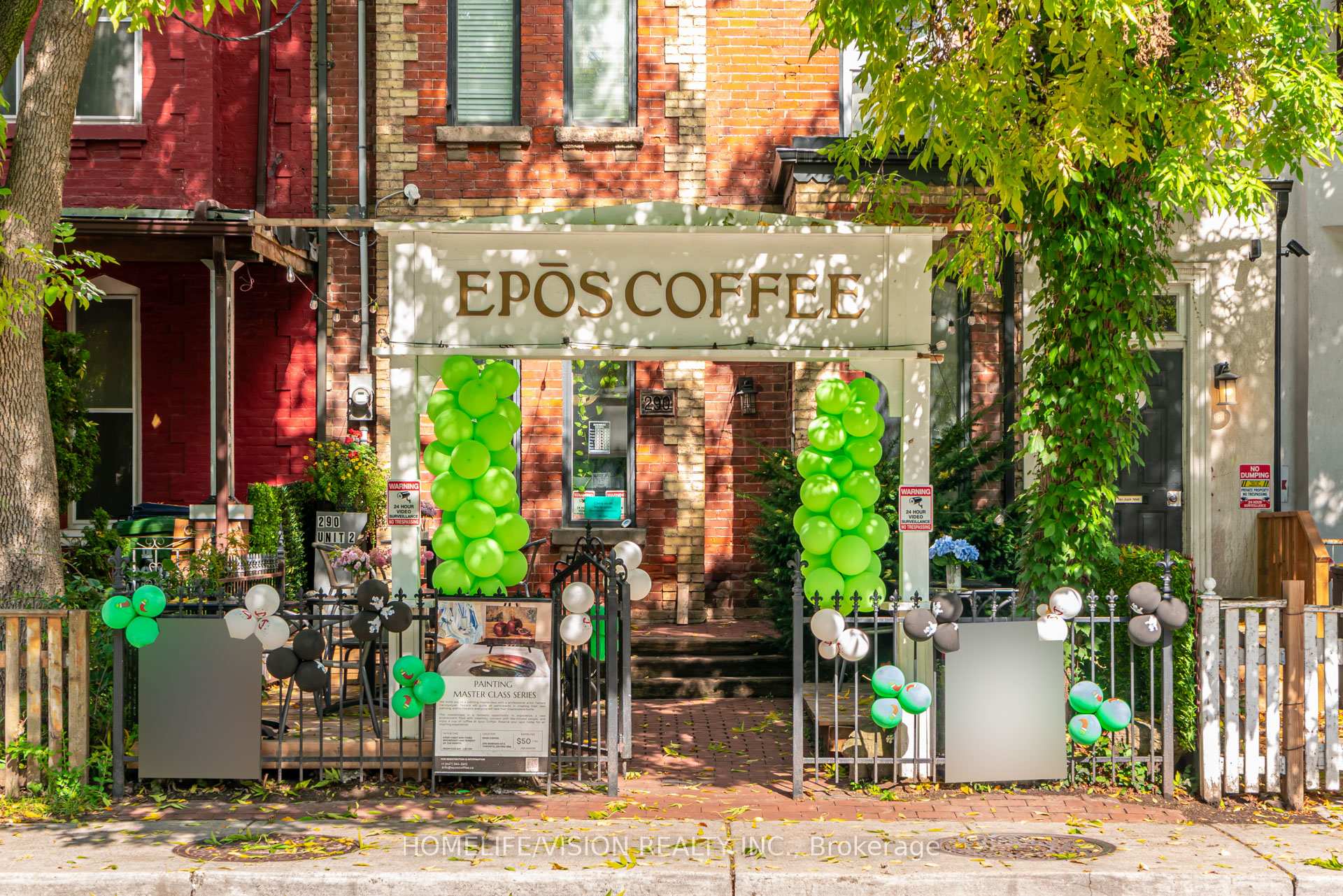 290 Gerrard Street