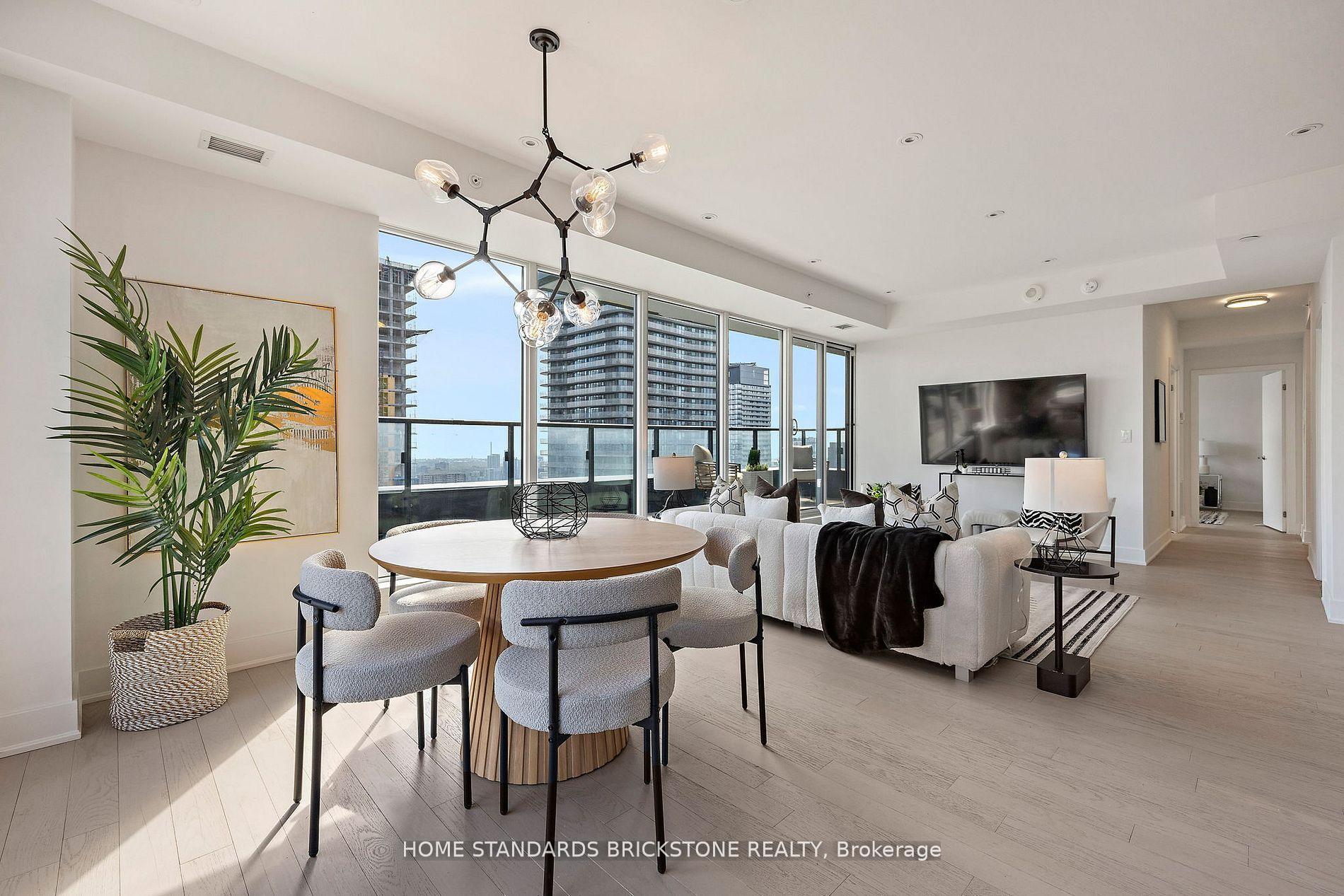 955 Bay Street