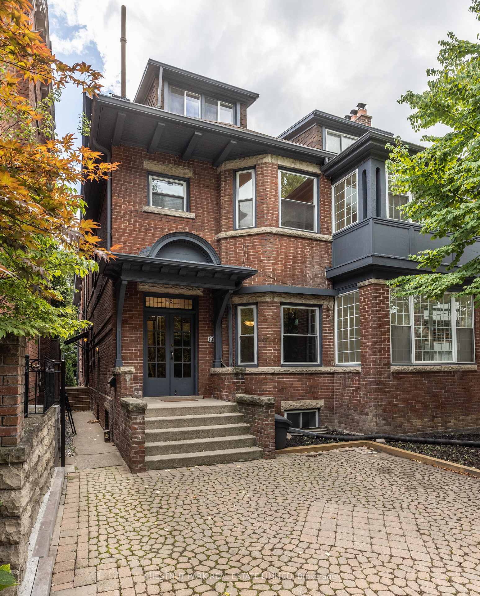 43 Elm Avenue