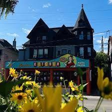 182 Dupont Street