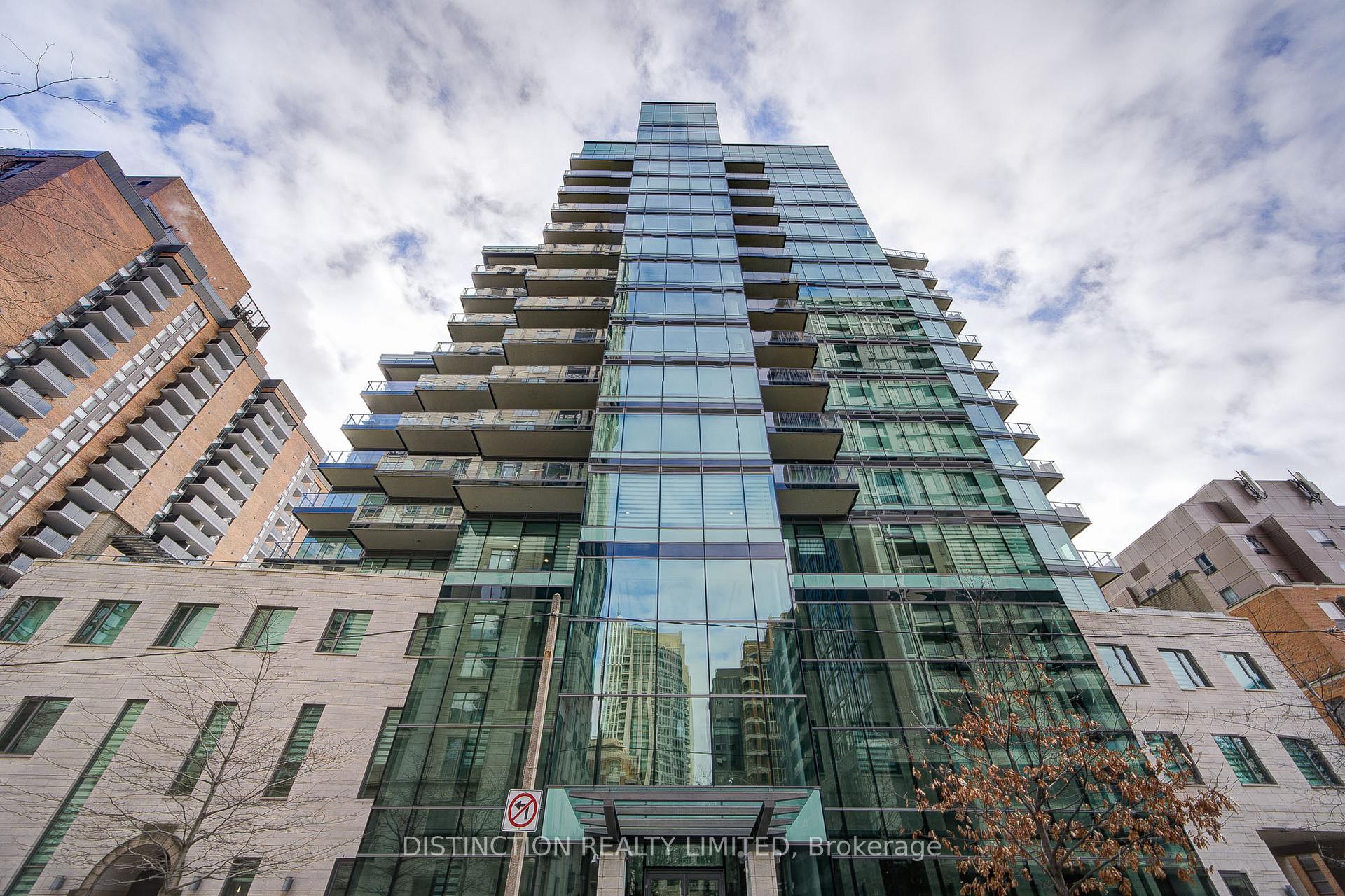 77 W Charles Street W