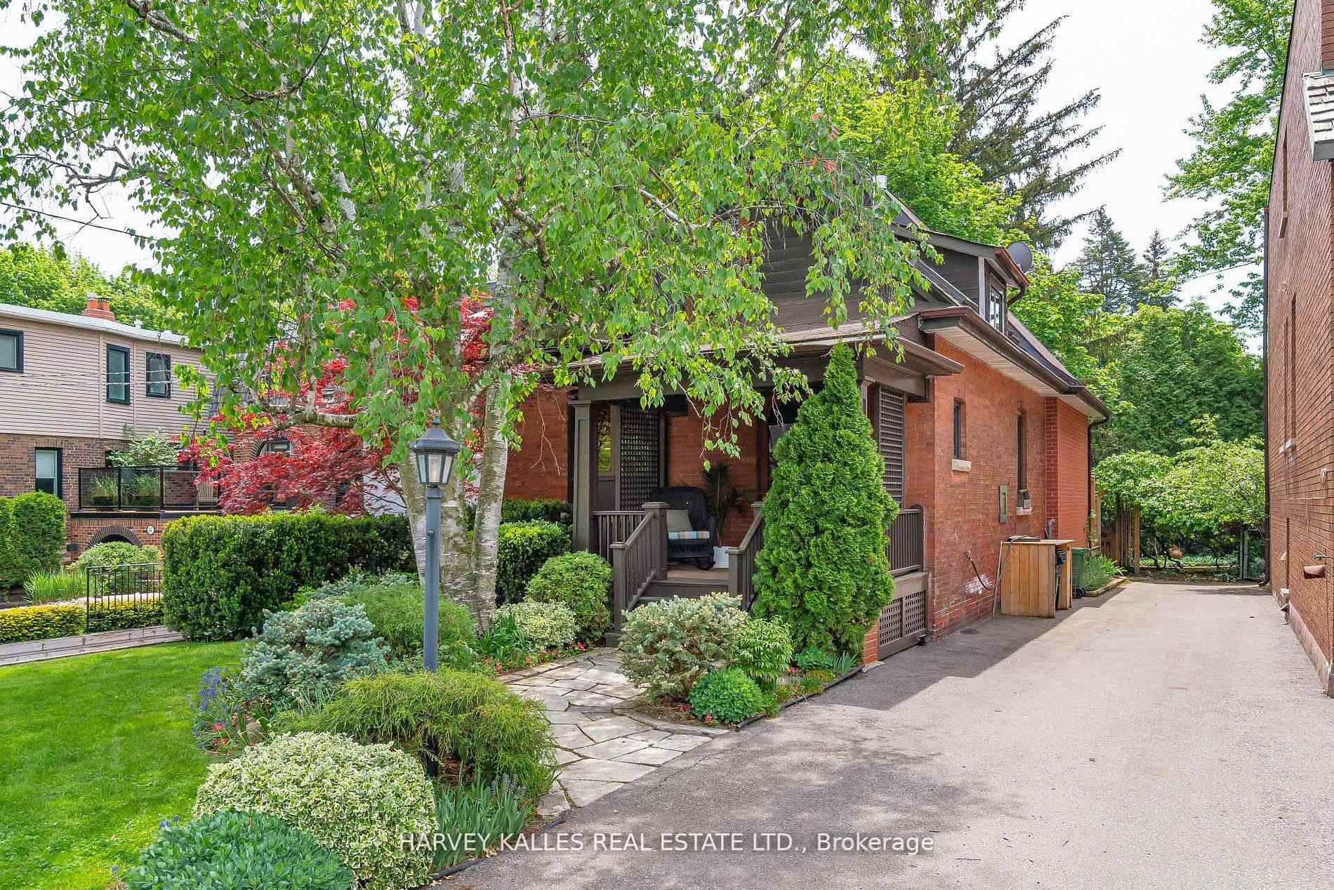 341 Keewatin Avenue