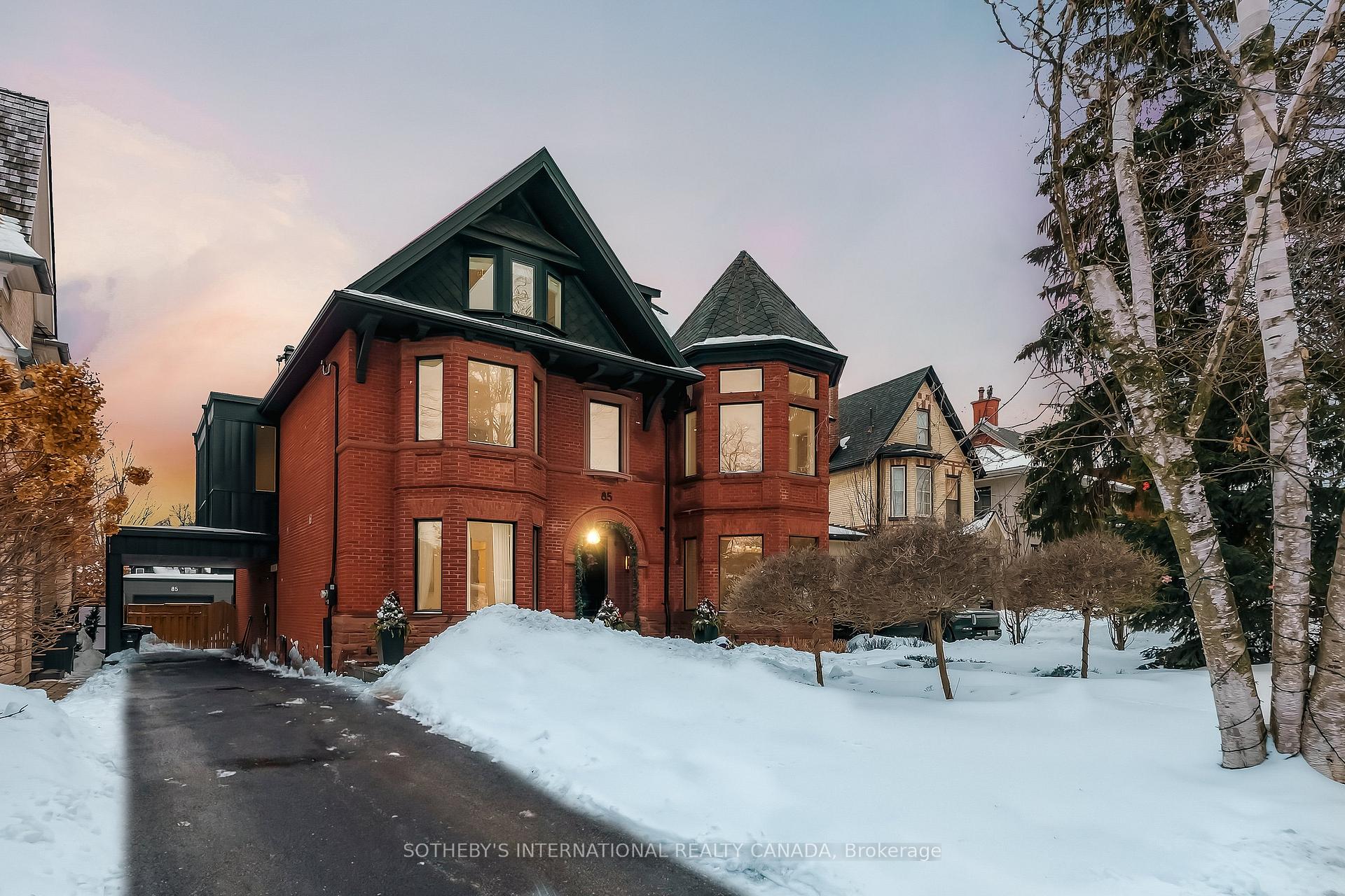 85 Glengrove Avenue W