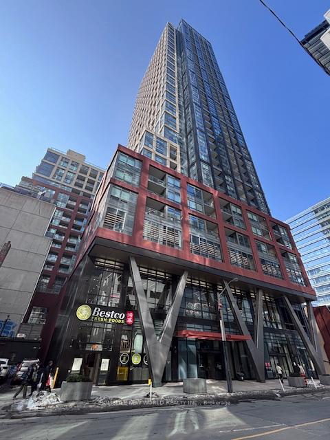 108 Peter Street