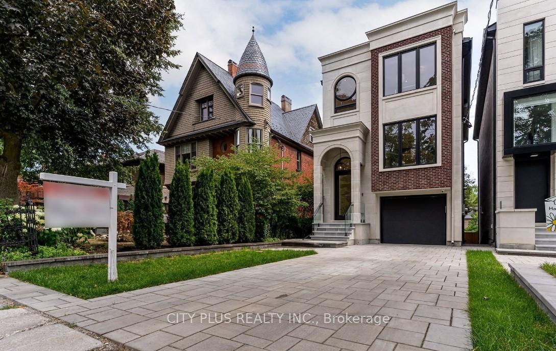 119 Glengrove Avenue W