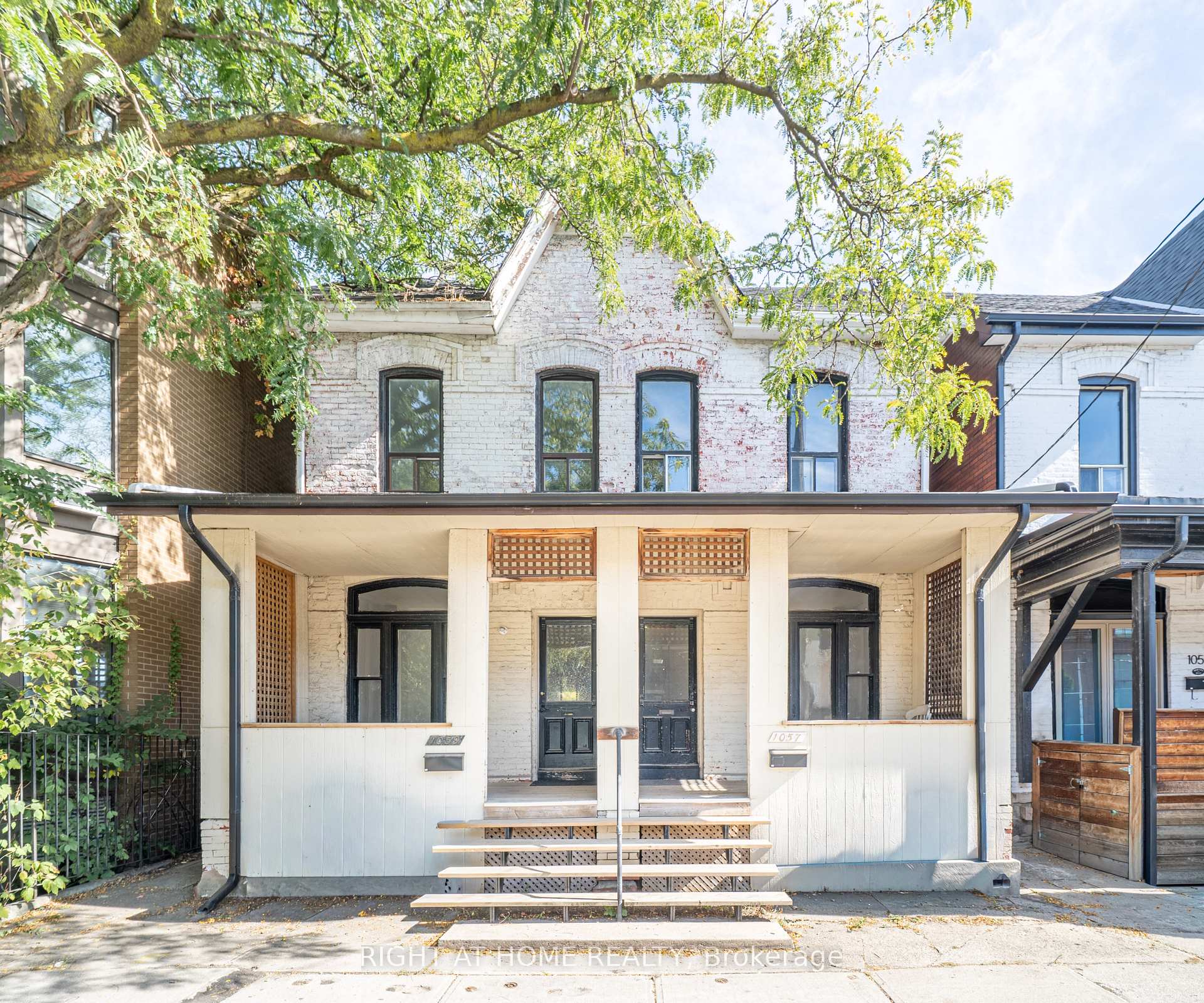 1059 Bathurst Street