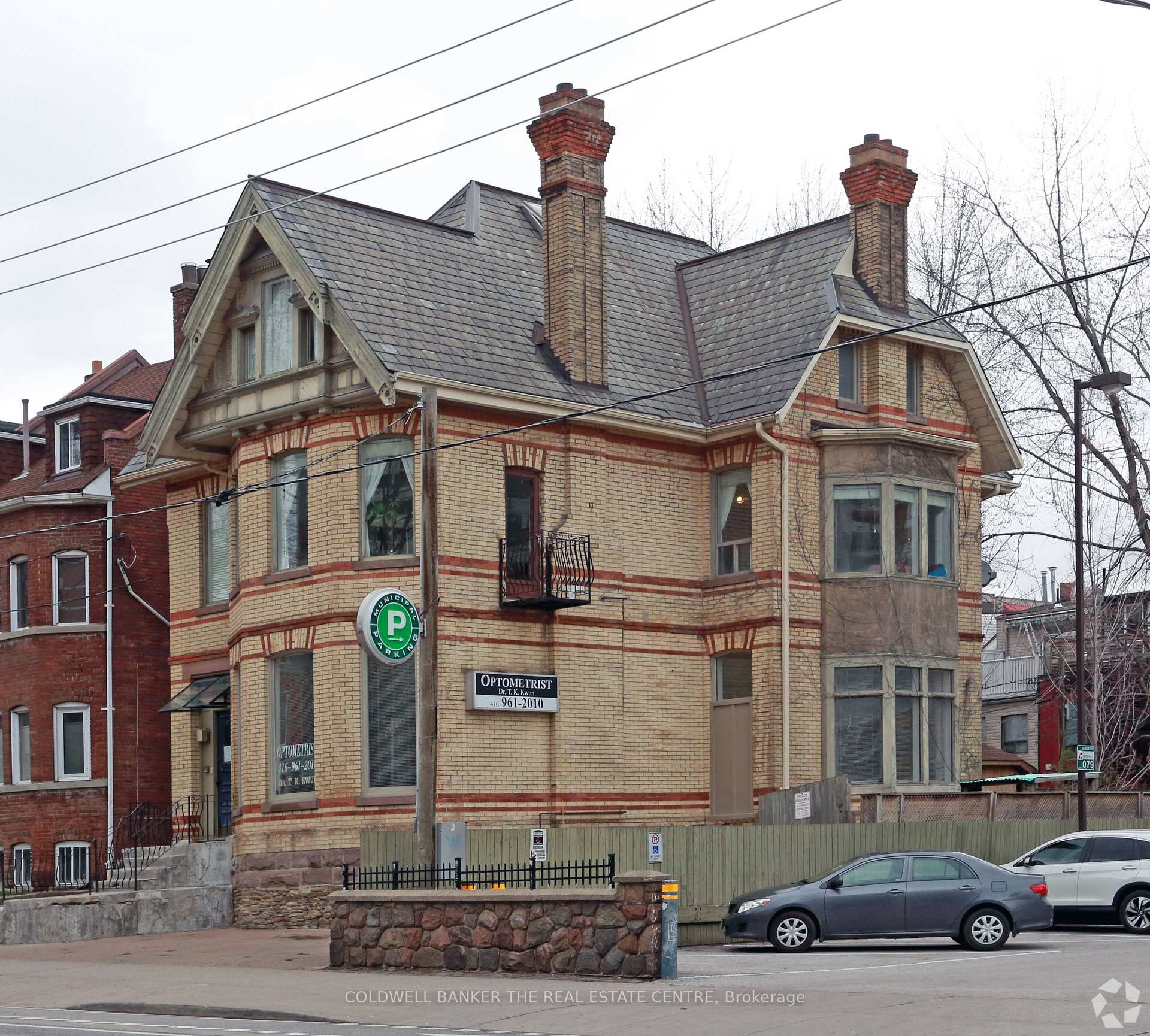 413 Sherbourne Street E