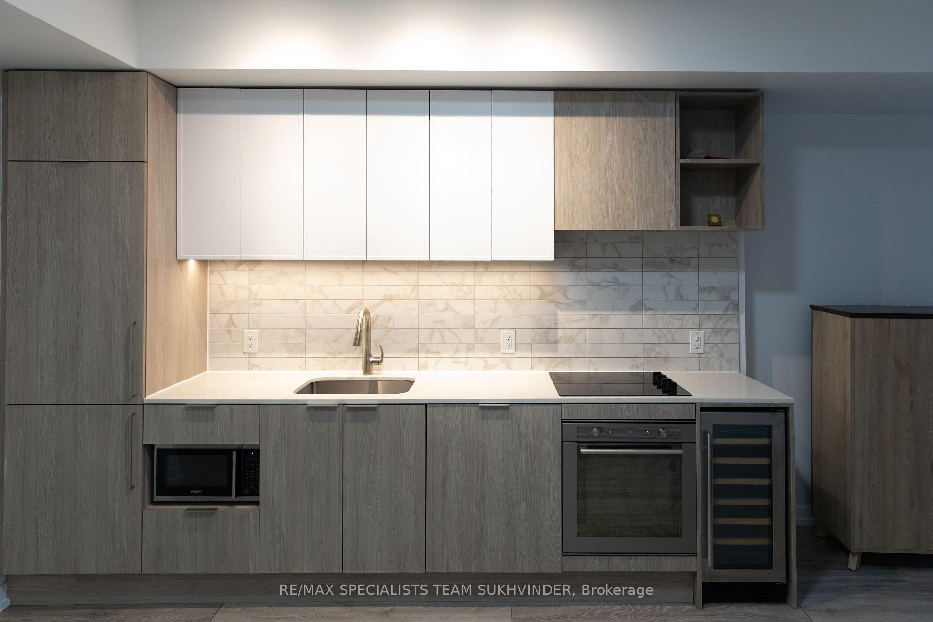 2020 Bathurst Street