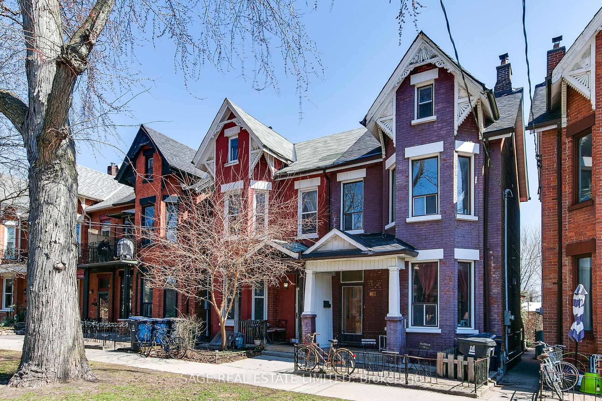 65 Lakeview Avenue