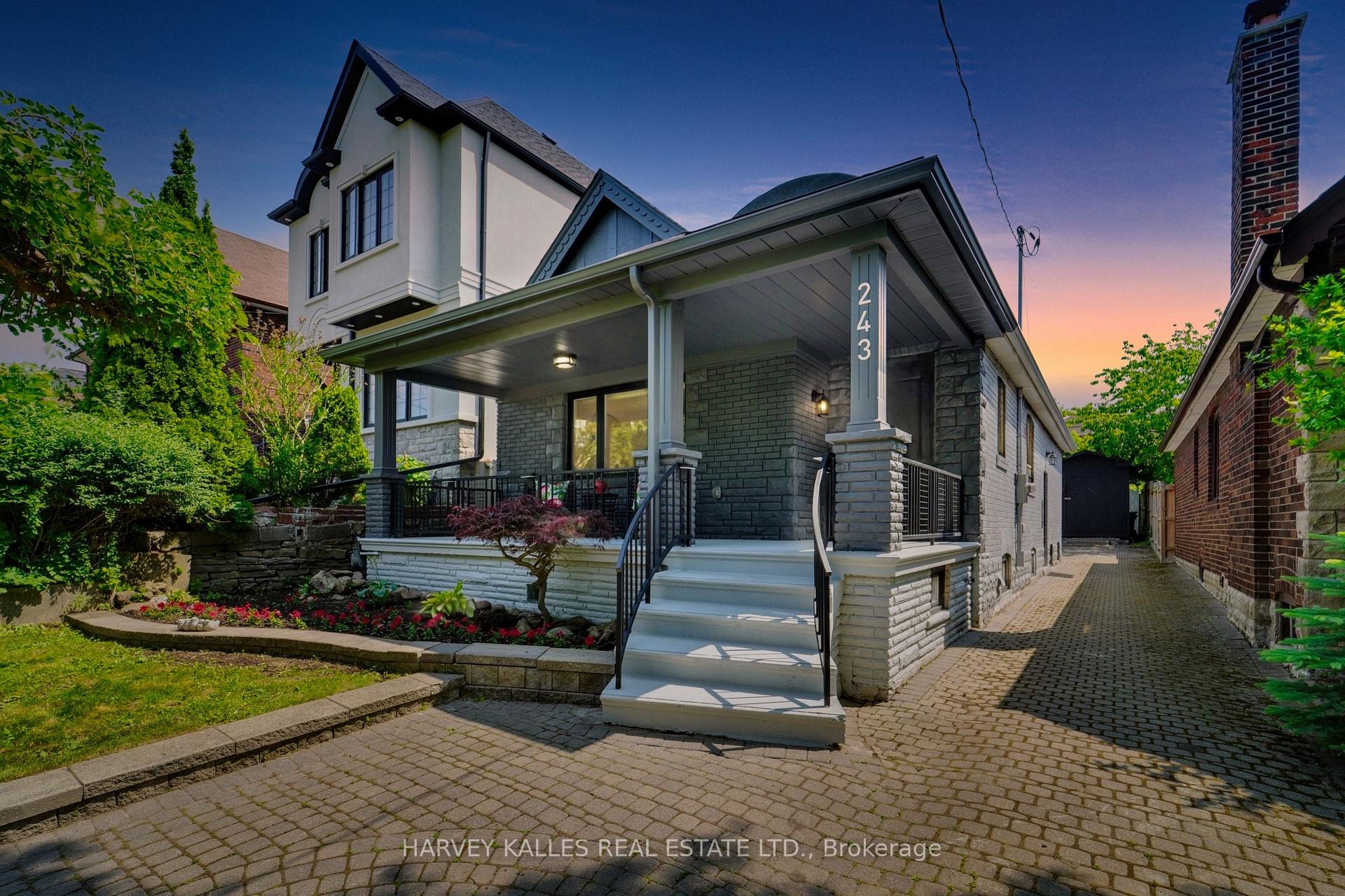 243 Northcliffe Boulevard