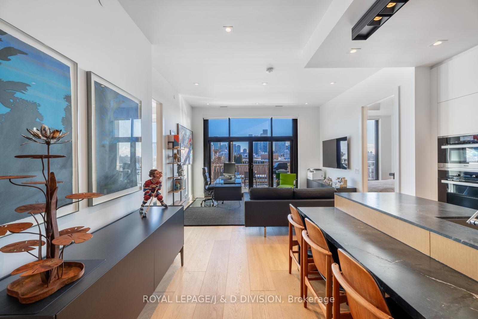 1 Strathgowan Avenue