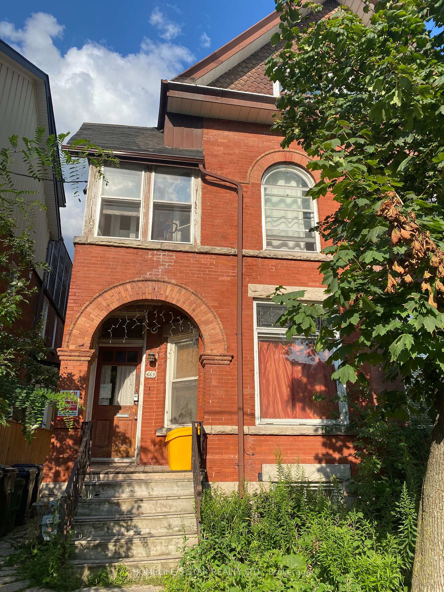 665 Dovercourt Road