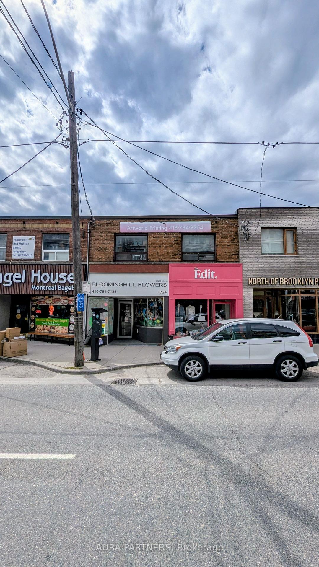 1726 Avenue Road