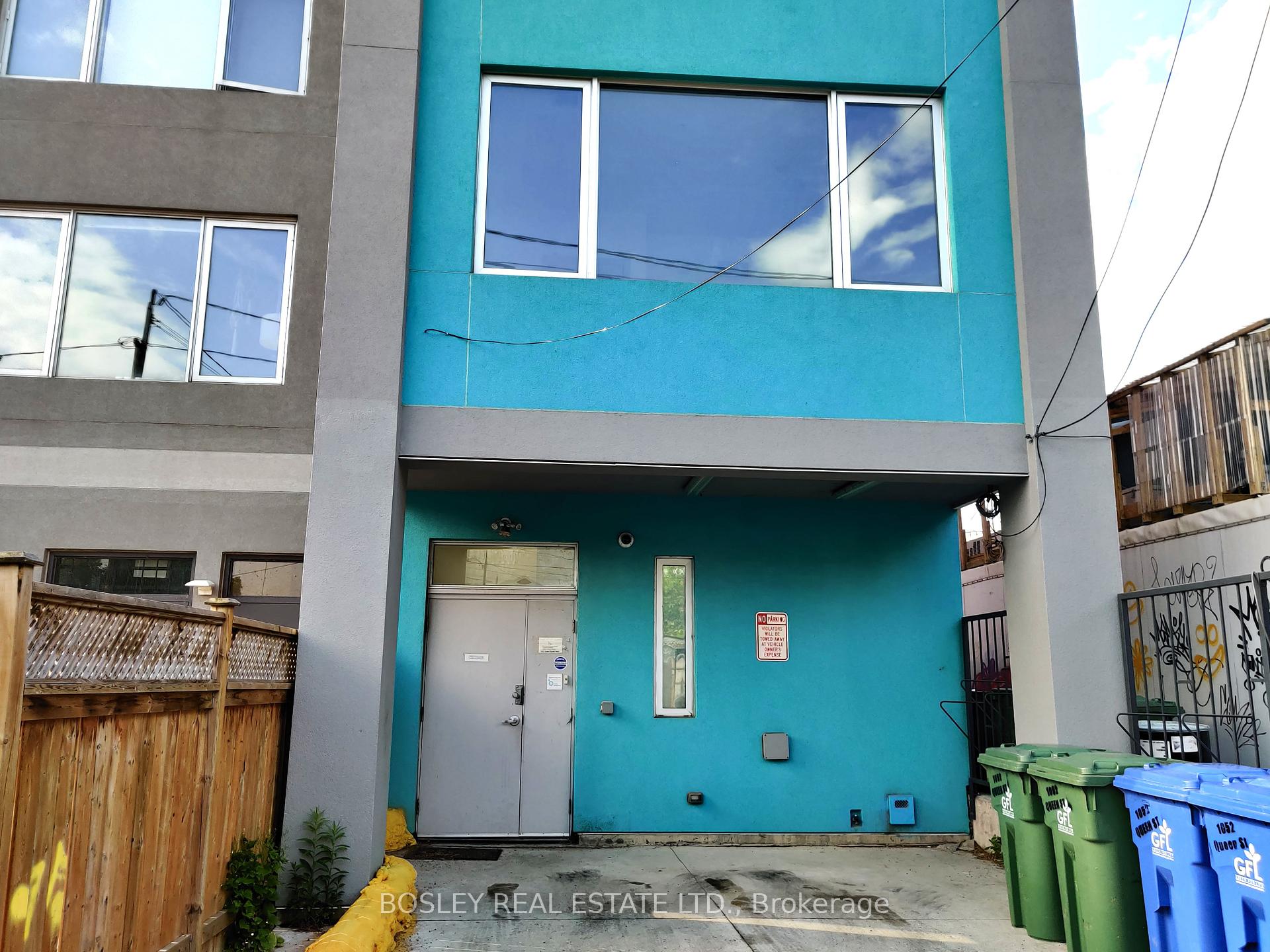 1052 Queen Street W