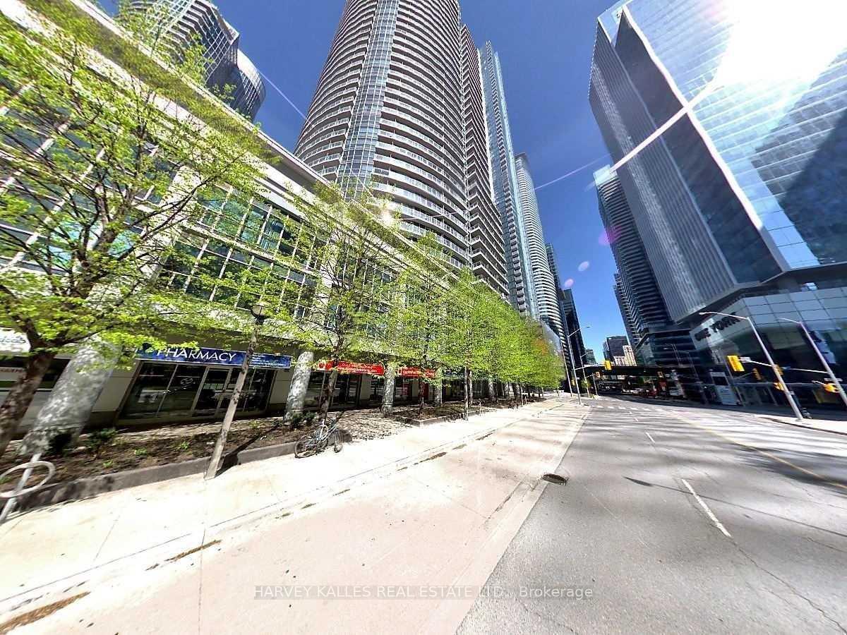 8 York Street