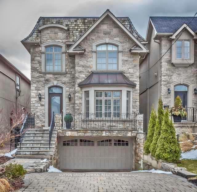 21 Dunblaine Avenue