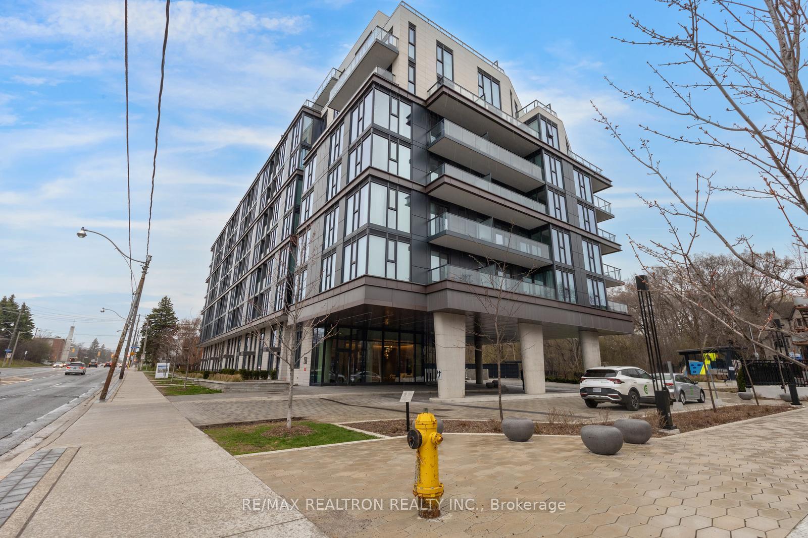 250 Lawrence Avenue W